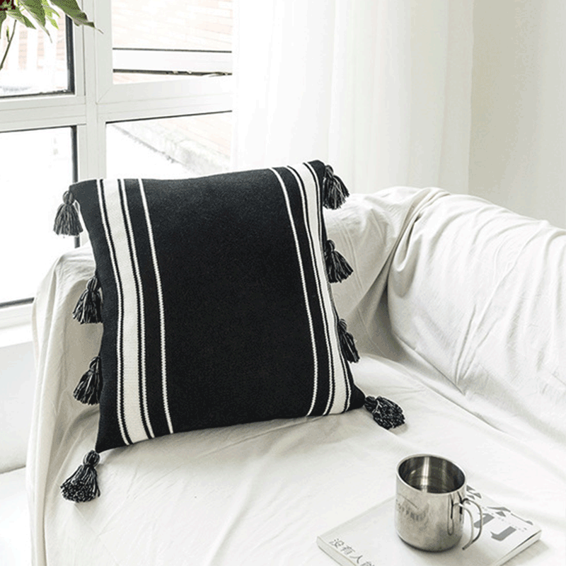 Black and white Moroccan style pillowcase